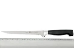 Zwilling J.A. Henckels Four Star Fillet Knife 7" 7 Zwilling J.A. Henckels Four Star Fillet Knife 7" -Kitchen Knives Store ZW31073 180 04 zwilling foue star 31073 180 fileermes d4